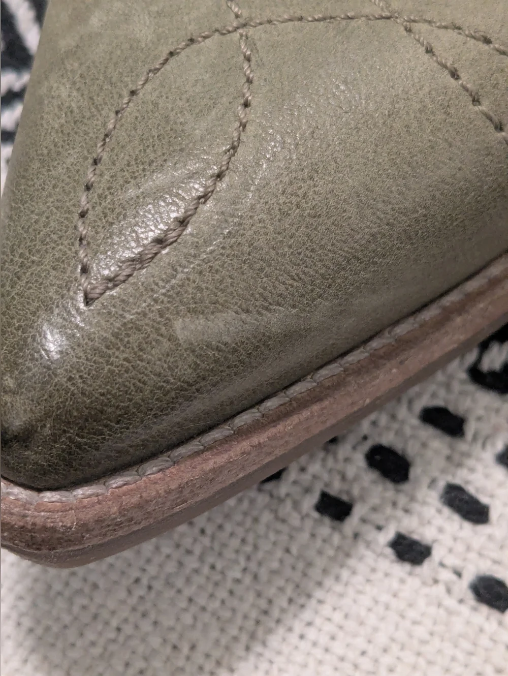 AS98 Clif Mules in sage green leather Size 39 8 8.5 - Picture 9 of 9